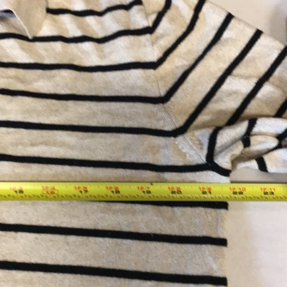 J.Crew with cashmere women pull over sweater L beige black striped V-neck - Picture 7 of 12